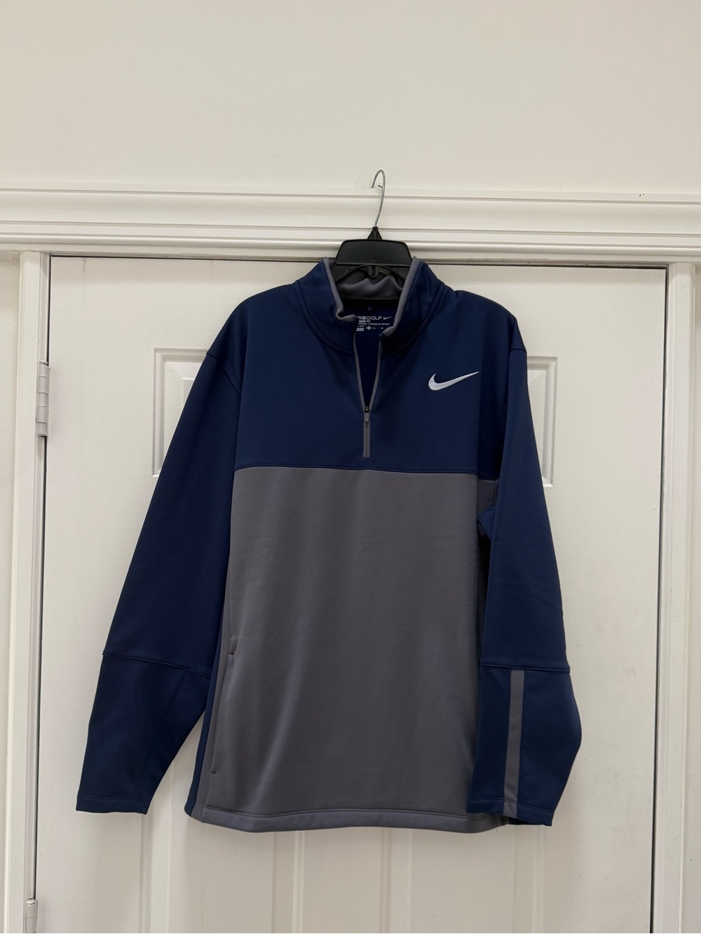 Nike Golf Navy & Gray Quarter-Zip Performance Pullover